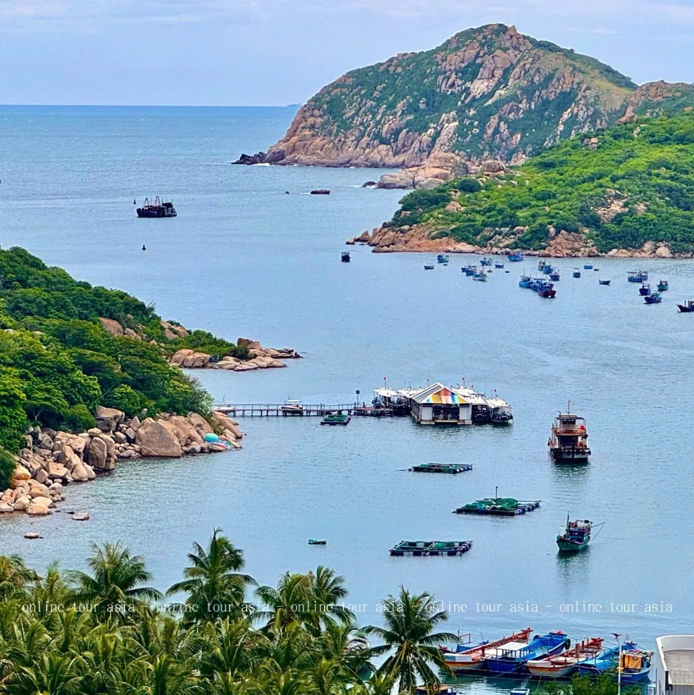 Tour Vịnh Vĩnh Hy Bãi Cóc - Top 1 Địa Điểm Đẹp Nhất Mà Bạn Không Thể Bỏ Lỡ - Ảnh 10