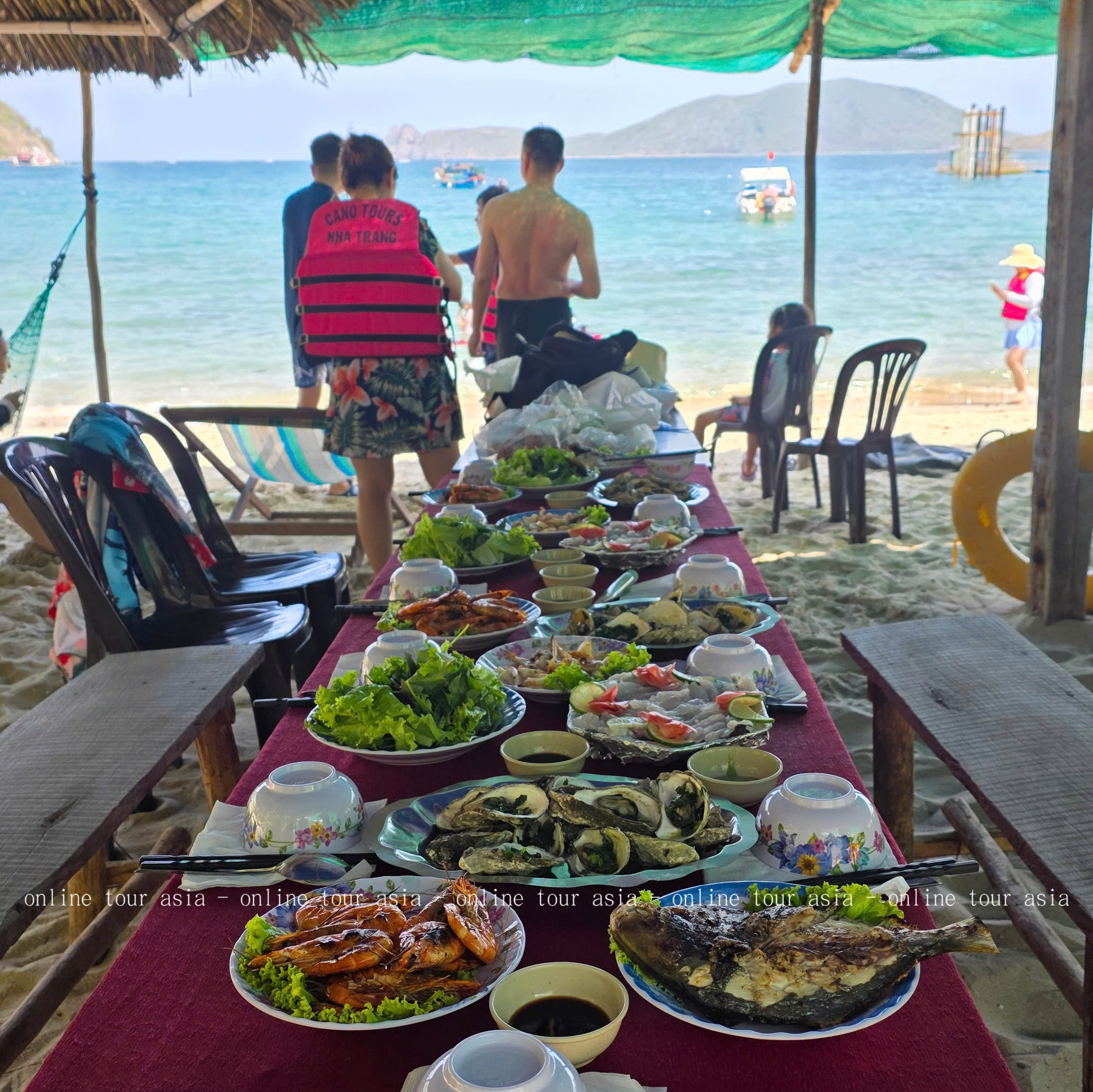 Trãi Nghiệm Tour Bắn Cá Bắt Nhum Tại Nha Trang - Ảnh 13