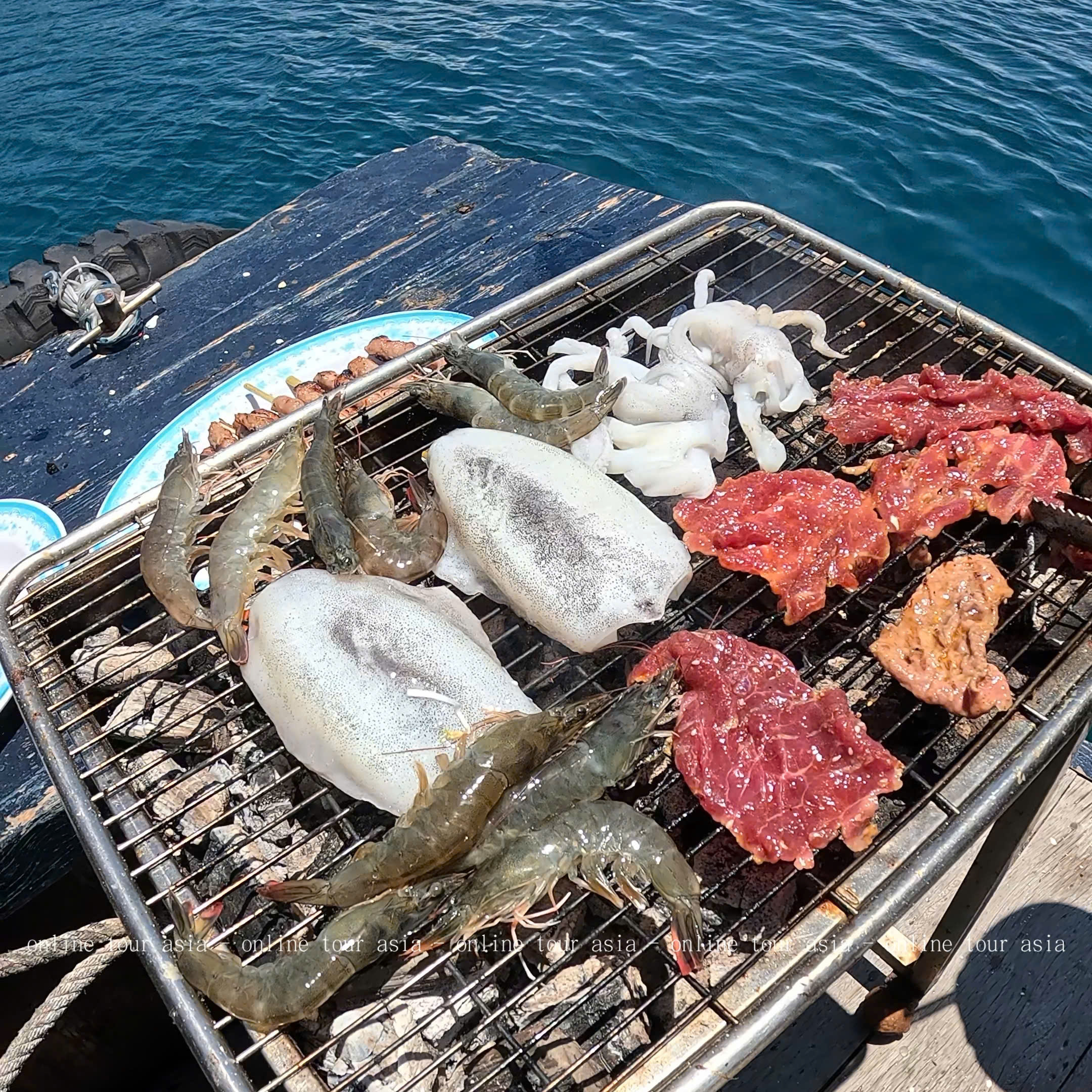 Tour Câu Cá, Bắt Nhum BBQ Tàu Gỗ Nha Trang VIP - Ảnh 17