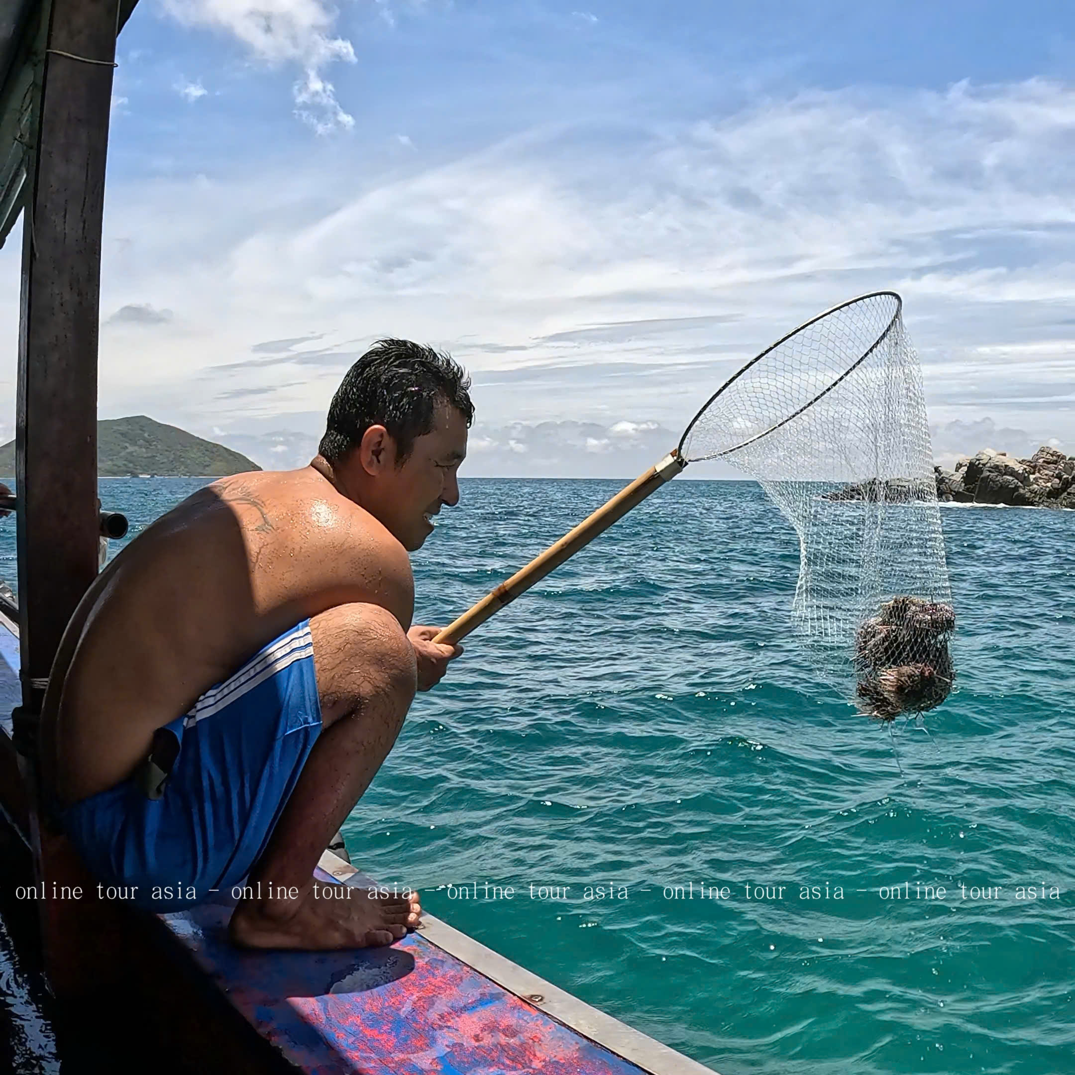 Tour Câu Cá, Bắt Nhum BBQ Tàu Gỗ Nha Trang VIP - Ảnh 15