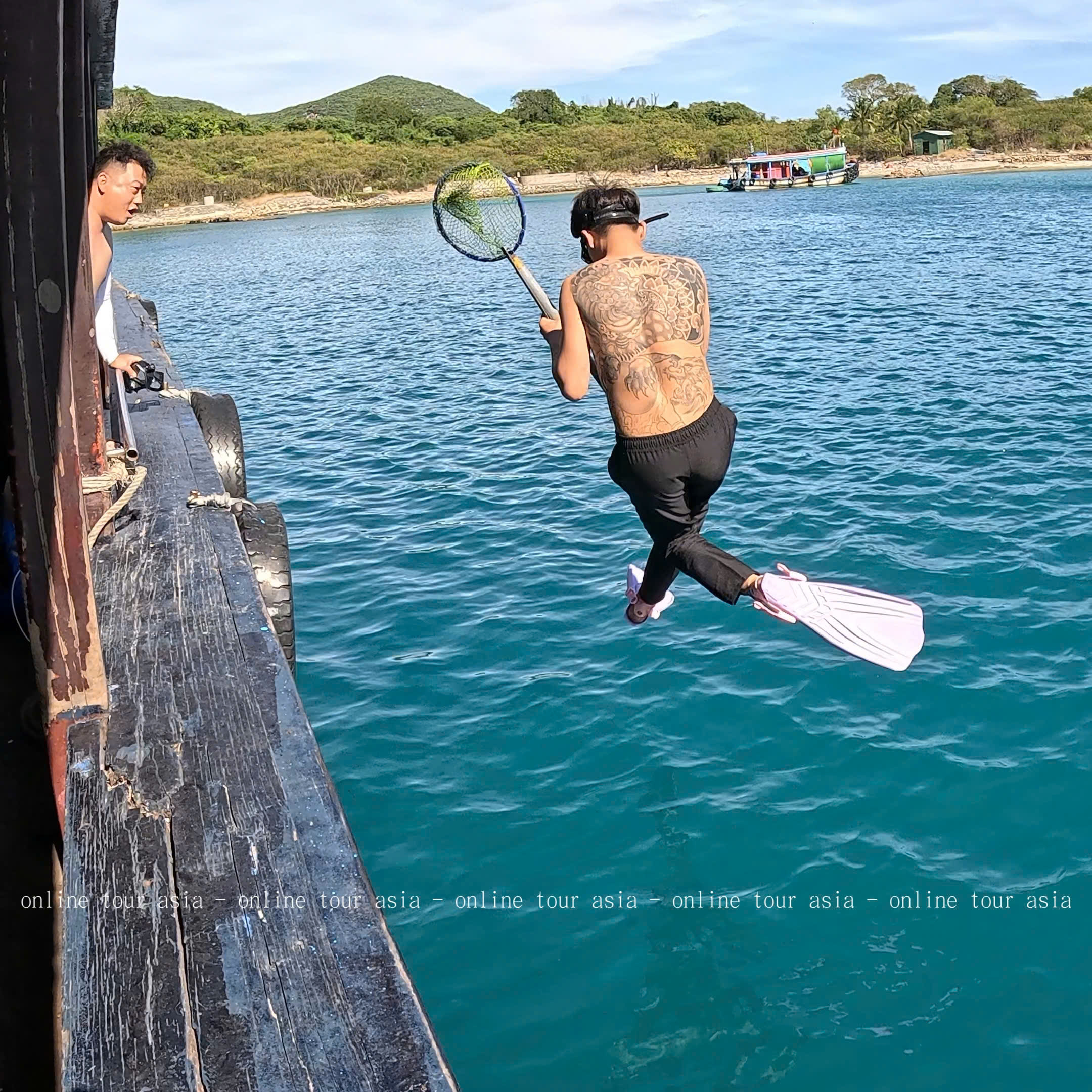 Tour Câu Cá, Bắt Nhum BBQ Tàu Gỗ Nha Trang VIP - Ảnh 4