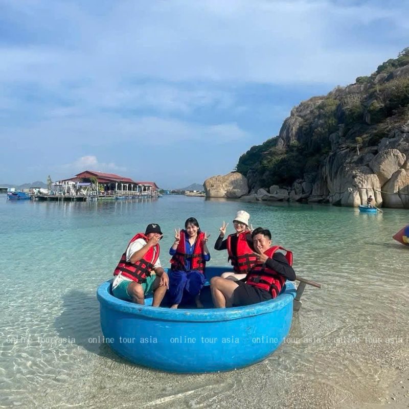 Thăm Làng Chài tại Tour Bình Ba