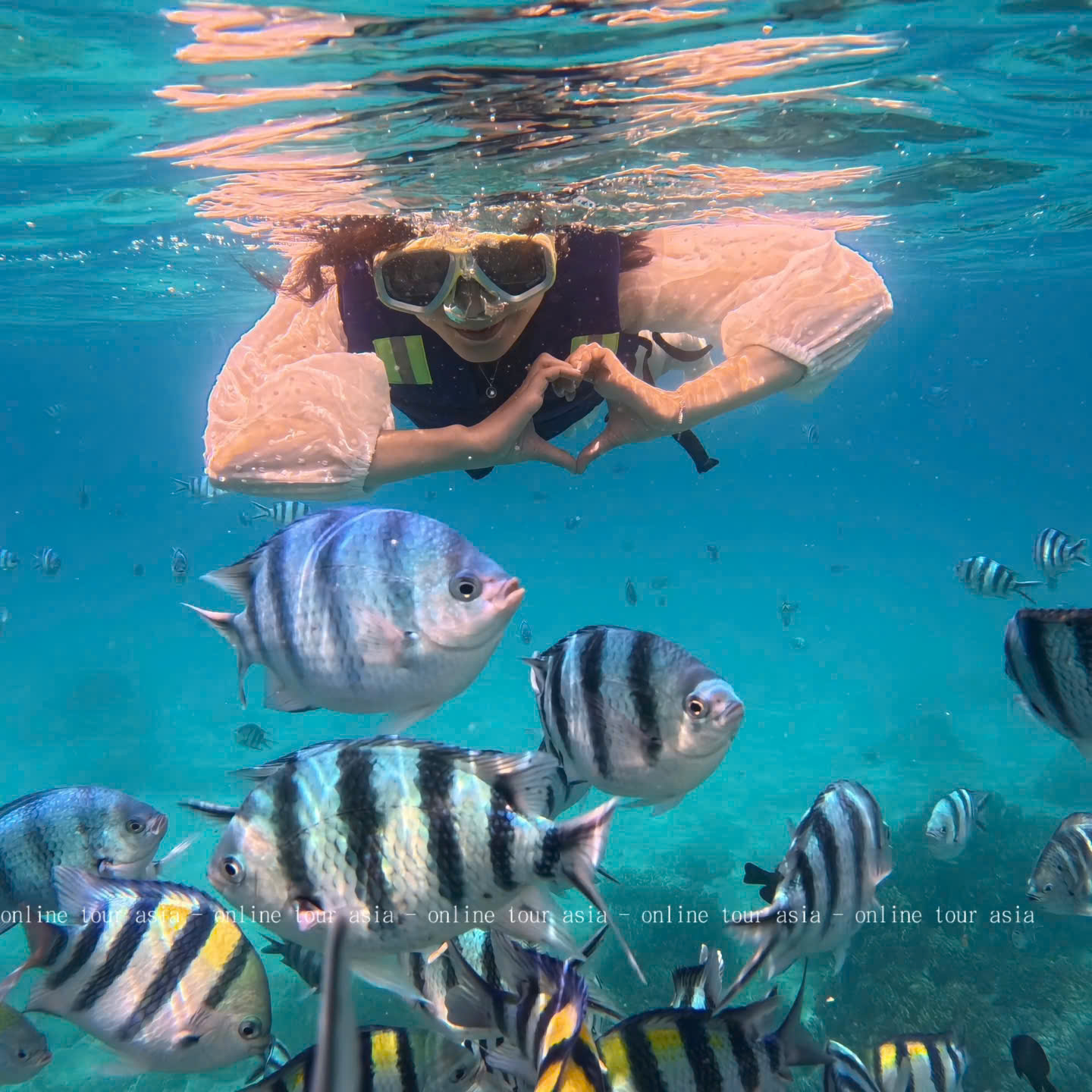 Tour ghép 3 đảo Nha Trang (Hòn Mun – Làng Chài – Hòn Sỏi) - Ảnh 12