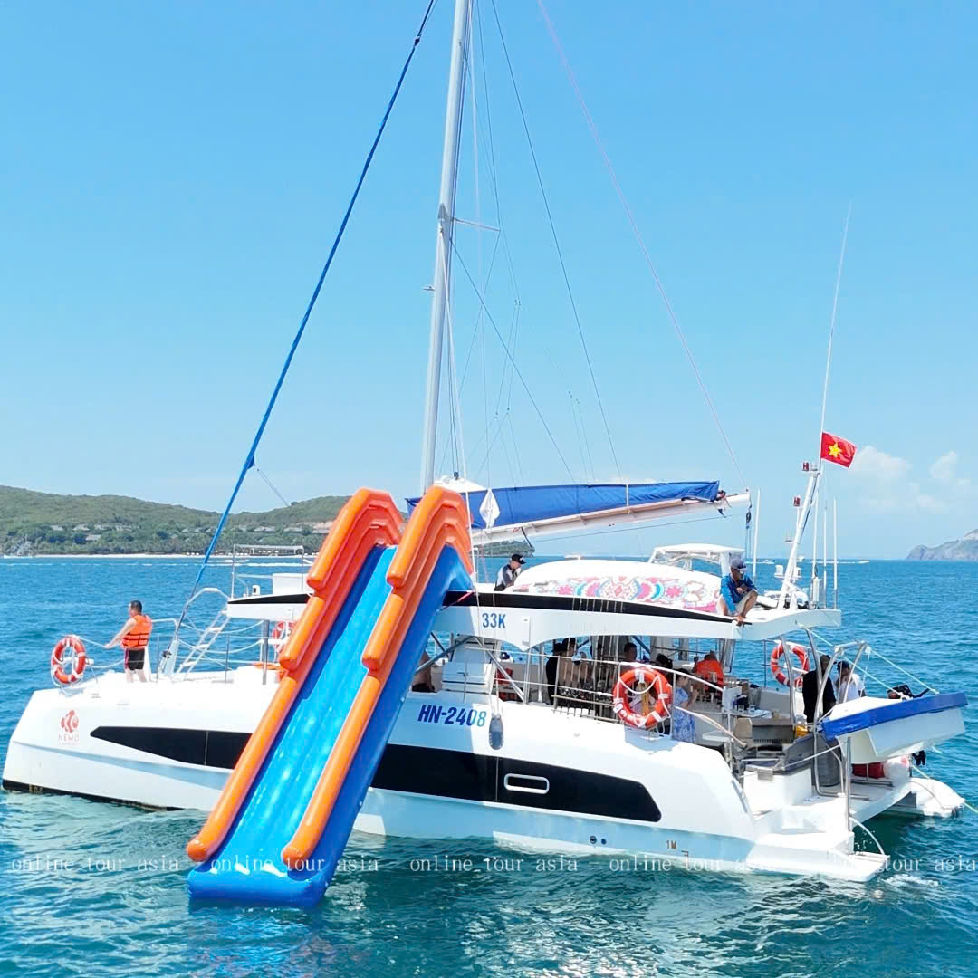 Tour Du Thuyền Buồm Câu Cá Bơi Lội BBQ Trên Vịnh Nha Trang