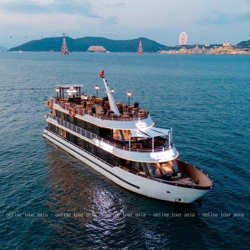 Du Thuyền Ngắm Hoàng Hôn Trên Vịnh Nha Trang - Emperor Cruises